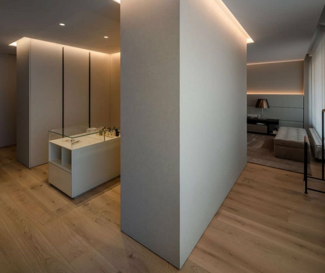 TARIMA MADERA MULTICAPA MADERA ROBLE RUSTICA MICROBISELADO OFERTAS SUMINISTRO ESPA&Ntilde;A